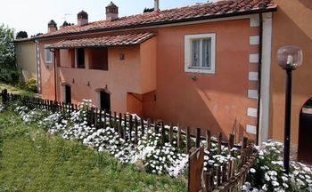 La Casina Hotel Castagneto Carducci